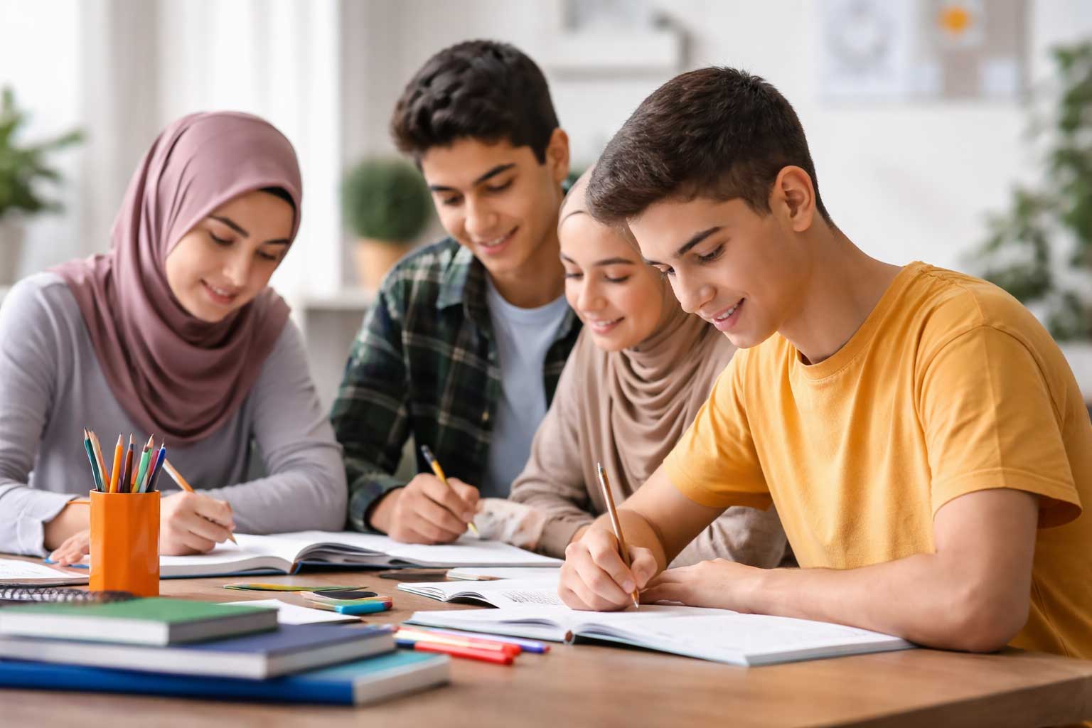 کلاس تیزهوشان نهم در شیراز | مسیر هوشمند قبولی در آزمون سمپاد